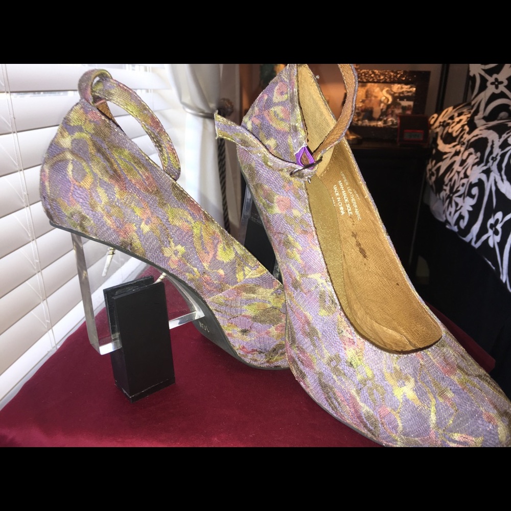 Jeffrey Campbell Mary Jane with Lucite Heel